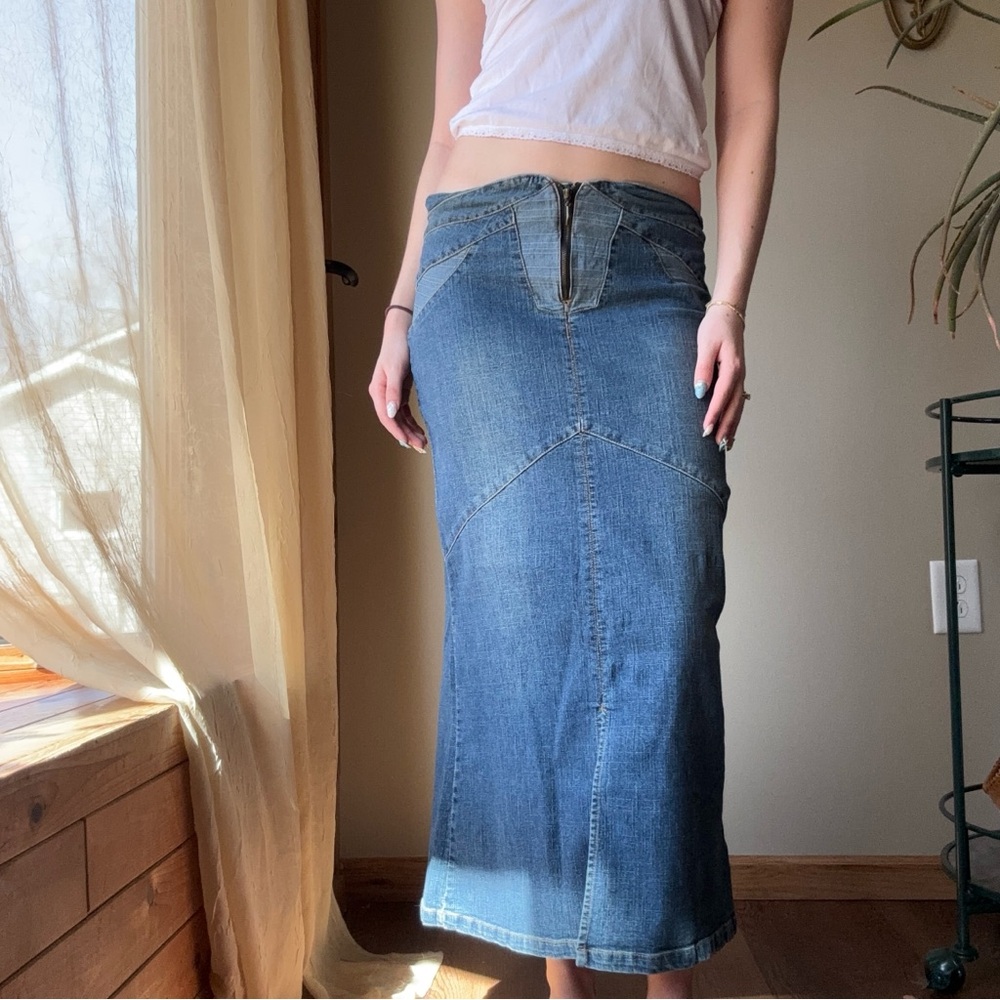 Vese Y2K Denim Maxi Skirt - Picture 7 of 8